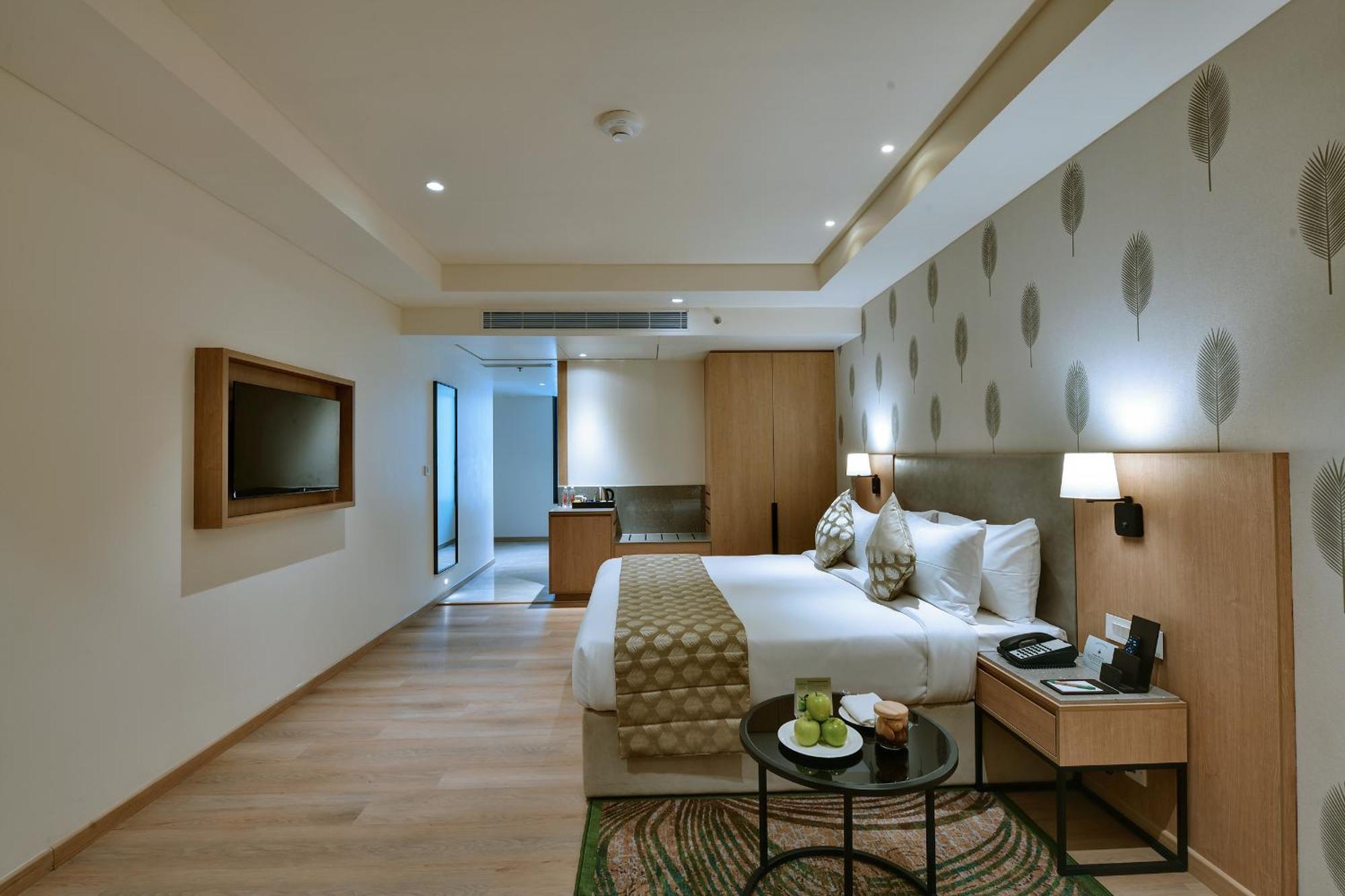The Fern Residency, Gandhinagar Hotel Екстериор снимка