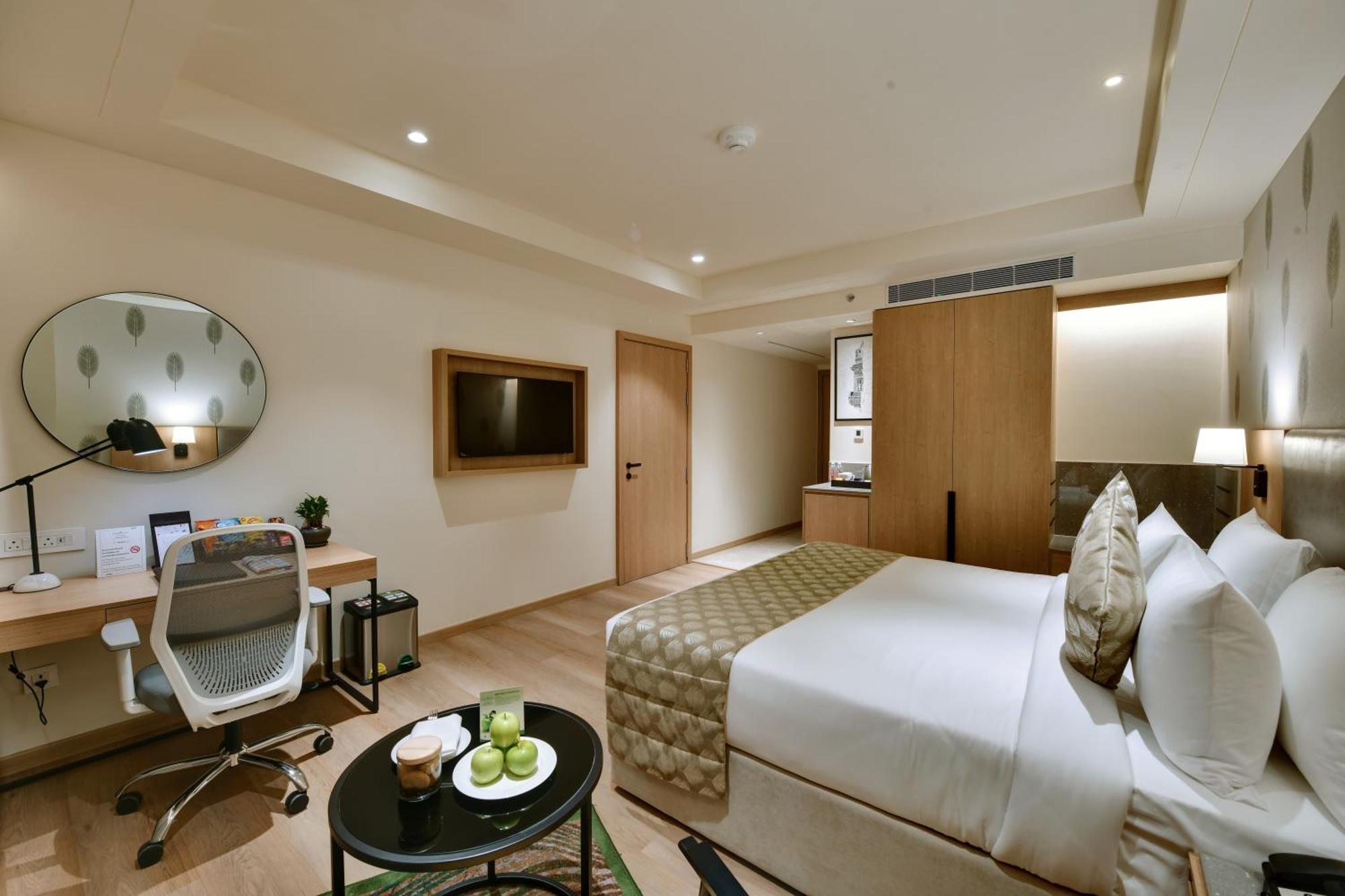 The Fern Residency, Gandhinagar Hotel Екстериор снимка