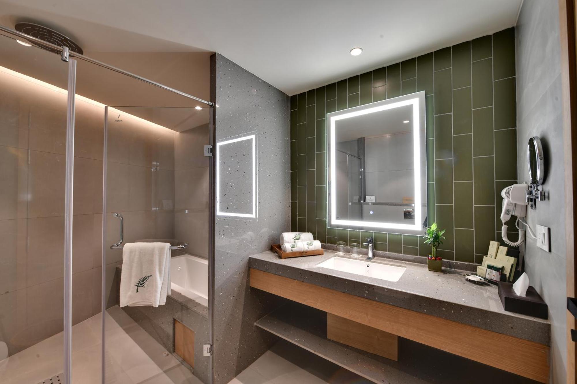 The Fern Residency, Gandhinagar Hotel Екстериор снимка