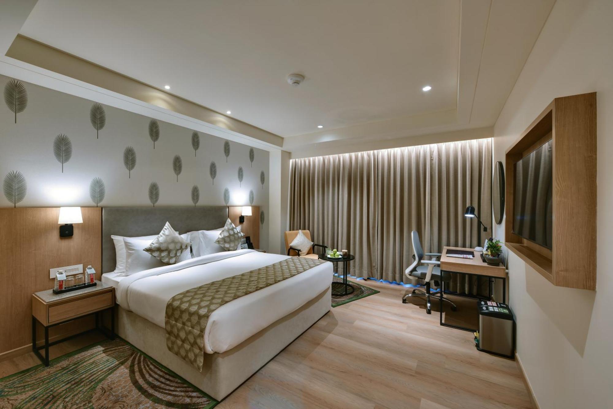 The Fern Residency, Gandhinagar Hotel Екстериор снимка
